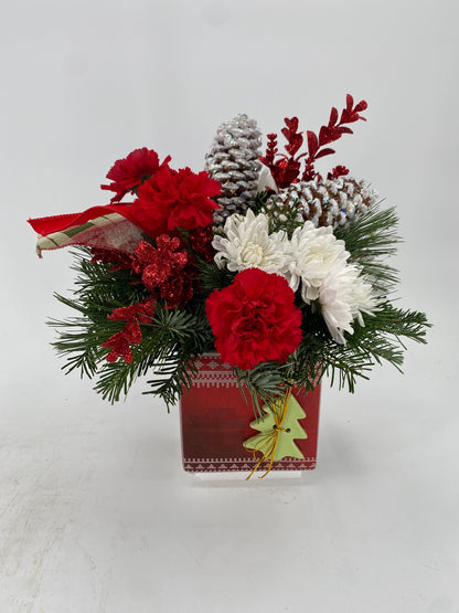 Pinecones & Posies - Printz Florist